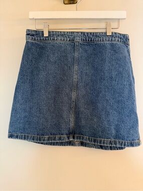 Aritzia - Wifred Free- Denim A-Line Mini Skirt. Size 10